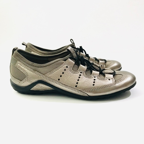 ecco vibration ii toggle sneaker